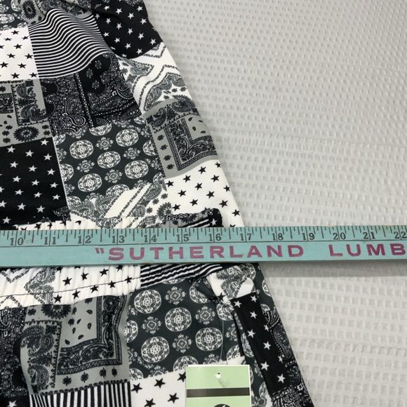 Monochrome Patchwork Men's Joggers - Picture 5 of 9